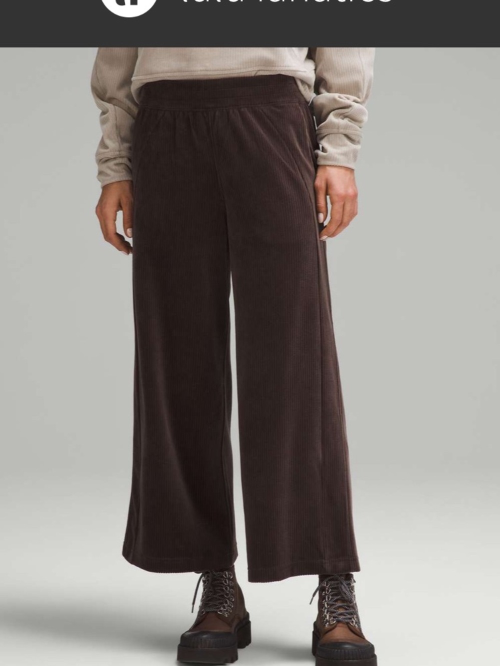 Lululemon Scuba Mid-Rise Wide-Leg Crop
*Velvet Cord